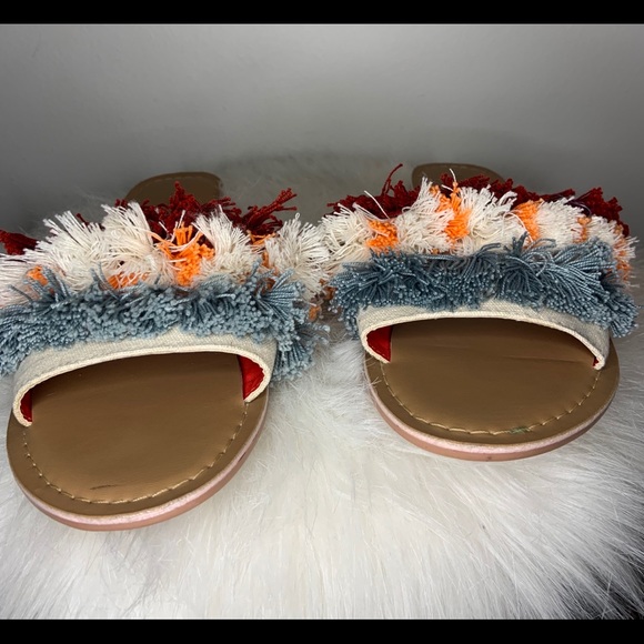 Beautiful Multi Color Sandals - Picture 2 of 2